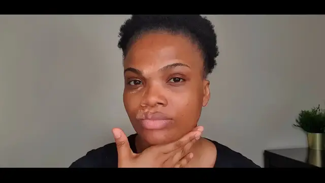 Video thumbnail for The SIMPLE 5-step morning skincare routine you need