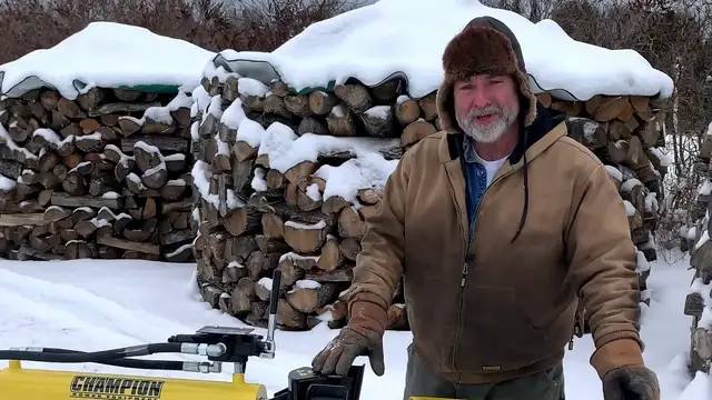 Video thumbnail for WOOD SPLITTER REVIEW: Champion 25-Ton Hydraulic