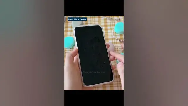 Video thumbnail for Crystal Clear Mobile Phone Screen: Say Goodbye to Smudges with Screen Wipe! | Link is in Description