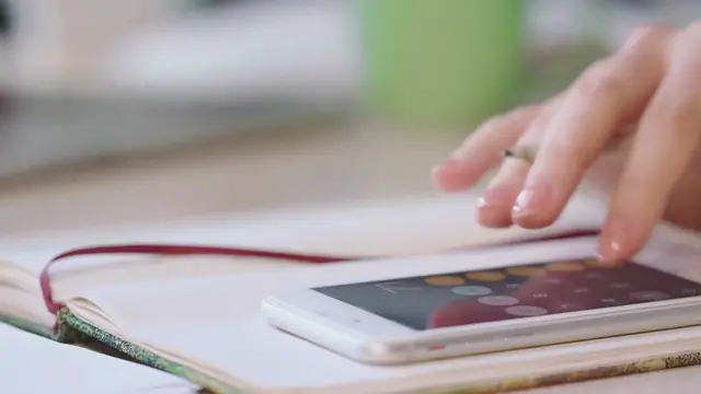 Video thumbnail for Behavioral Finance: Understanding the Psychology of Investing