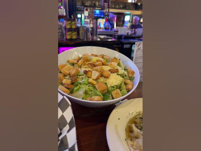 Video thumbnail for Nashville Hot vs. Jalapeno Garlic Scampi Wings Challenge