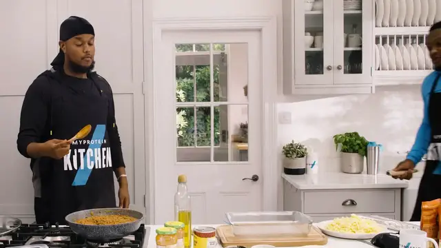 Video thumbnail for @Chunkz & @VIDDALTHERILIST CHAOTIC CHEAT DAY COOKING | Myprotein