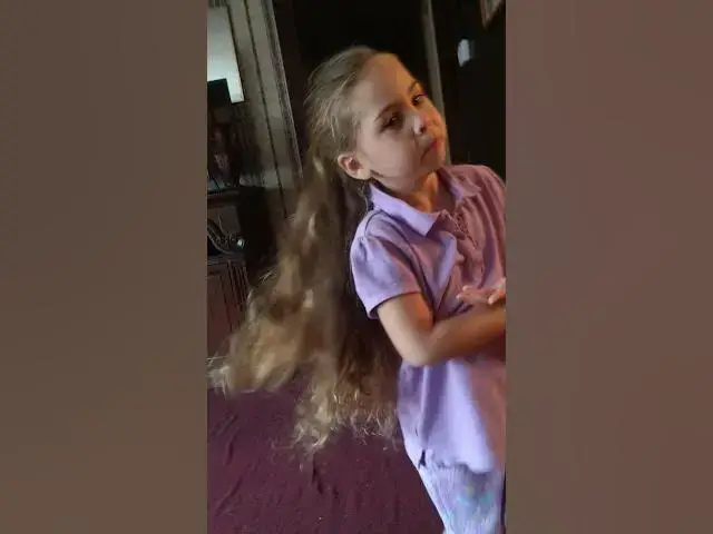 Video thumbnail for emeral mae cover me in 🌞.