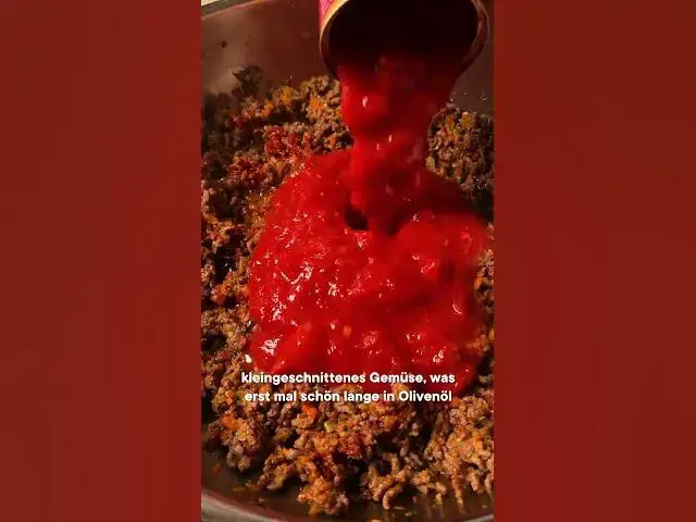 Video thumbnail for Mit dieser Geheimzutat schmecken Spaghetti Bolognese noch besser #shorts