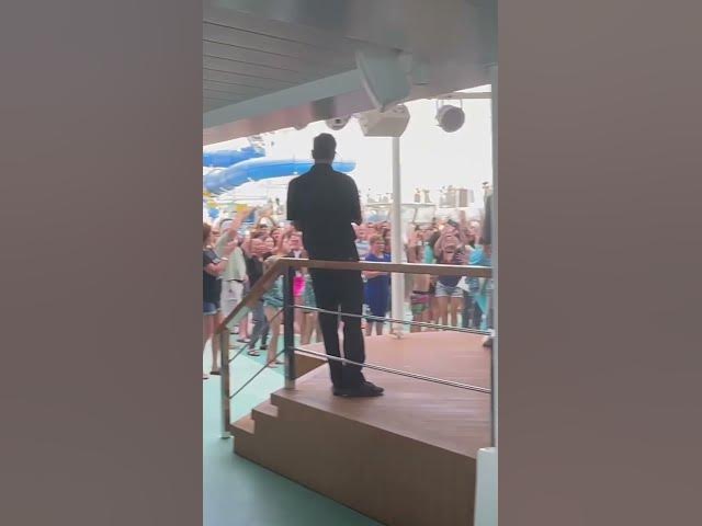 Video thumbnail for Sail Away Party @norwegiancruiseline