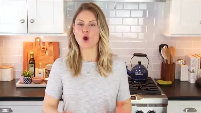 'Video thumbnail for HOW TO MAKE HOMEMADE GUACAMOLE ¦ easy guacamole recipe (720p 30fps)'