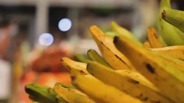 Video thumbnail for Haitian Griot Recipe