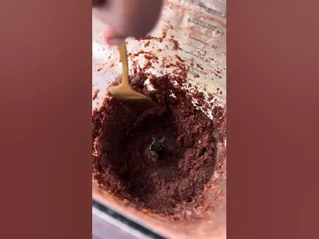 'Video thumbnail for Chocolate orange pre workout snack | Myprotein #shorts'