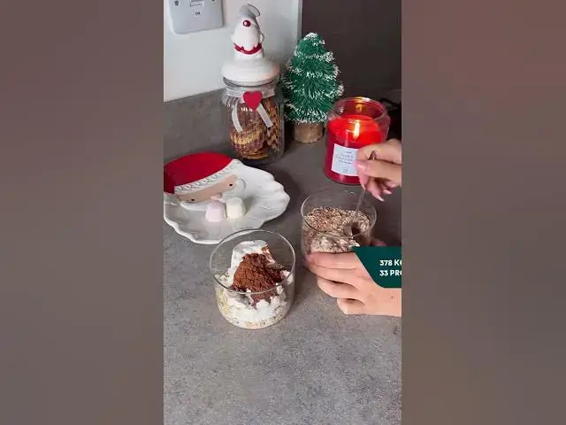 Video thumbnail for Christmas in a mug 🎄 Try this overnight oats recipe! Healthy chocolate overnight oats 😍 | Myprotein