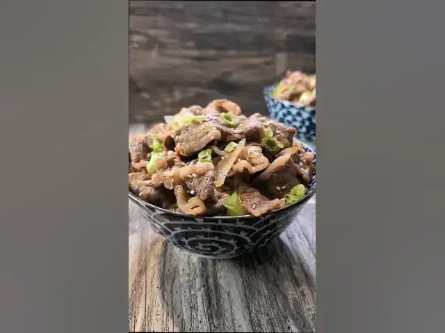 'Video thumbnail for How to Make Gyudon Japanese Beef Rice Bowl #beef #ricebowl #shorts'