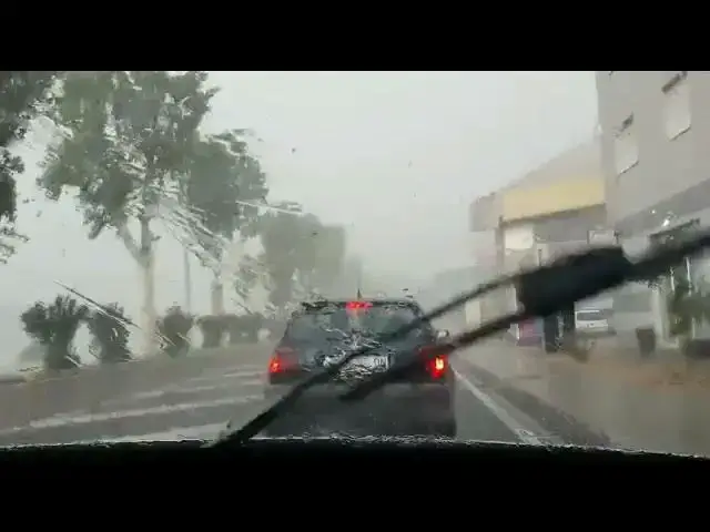 Video thumbnail for ORKANSKO NEVRIJEME U METKOVIĆU