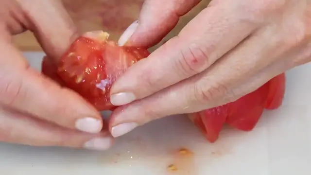 'Video thumbnail for How To Peel & Seed A Tomato Clean&Delicious (720p 30fps)'