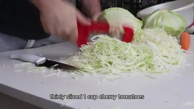 Video thumbnail for green salad recipe