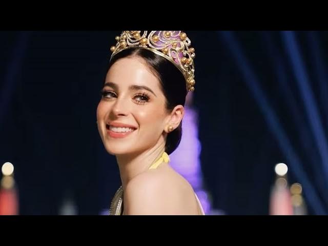 Video thumbnail for Modelo mexicana se desploma durante evento público