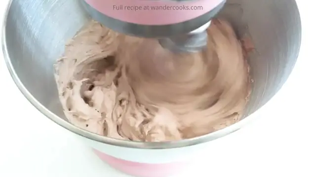 Video thumbnail for Cheat s Chocolate Mousse Without Eggs [Just 4 Ingredients ](720P HD)