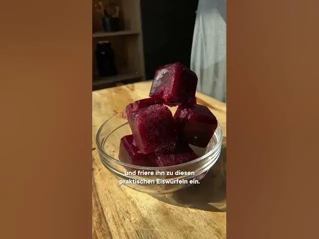 Video thumbnail for Wein-Eiswürfel - Der gute Tropfen auf Vorrat #shorts
