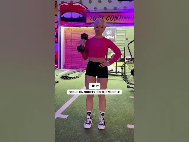 'Video thumbnail for Learn What Mind To Muscle Connection Is With PT | Myprotein #shorts'