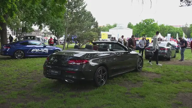 Video thumbnail for Mercedes-Benz G-Class: The Ultimate Luxury Off-Roader