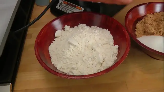 'Video thumbnail for Chunky Chocolate Peanut Butter Cookies Recipe - Laura Vitale - Laura in the Kitchen Episode 335(720P_HD)'