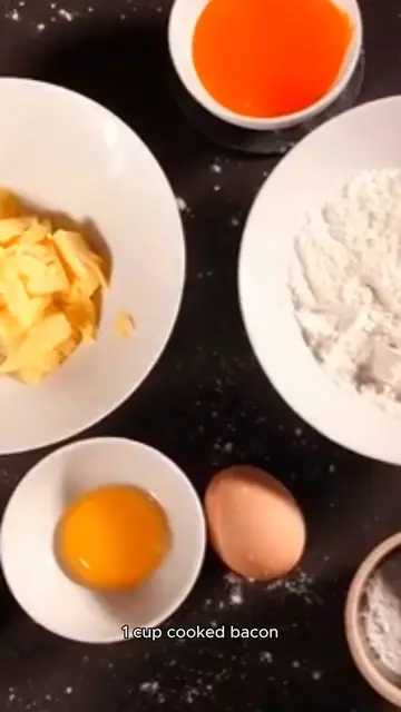 Video thumbnail for Australia's favourite classic zucchini slice recipe