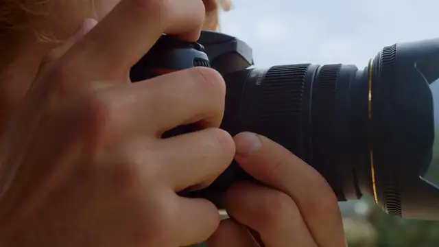 Video thumbnail for Voigtländer Macro APO-Lanthar 65mm f/2 – A Masterpiece in Precision Optics