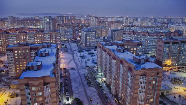 Video thumbnail for Ford delays new EV plant, cancels electric three-row SUV as it shifts strategy