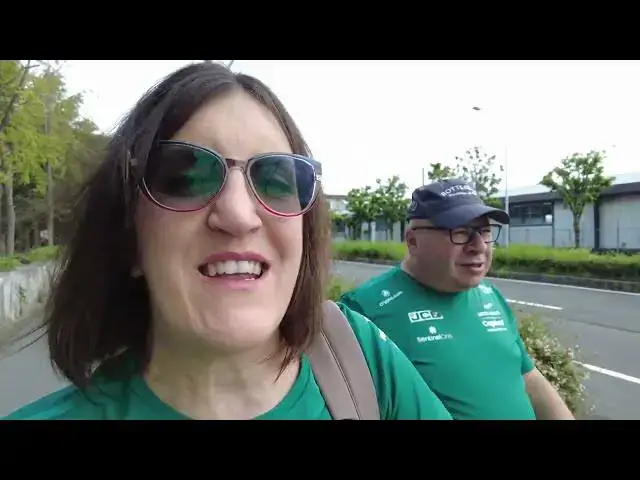 Video thumbnail for Takoyaki vs Ramen | Dotonbori's Best Dishes on Food Day 🇯🇵