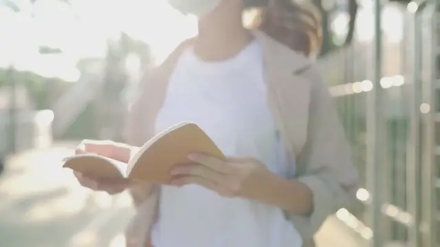 Video thumbnail for iPhone Tips for Managing Contacts