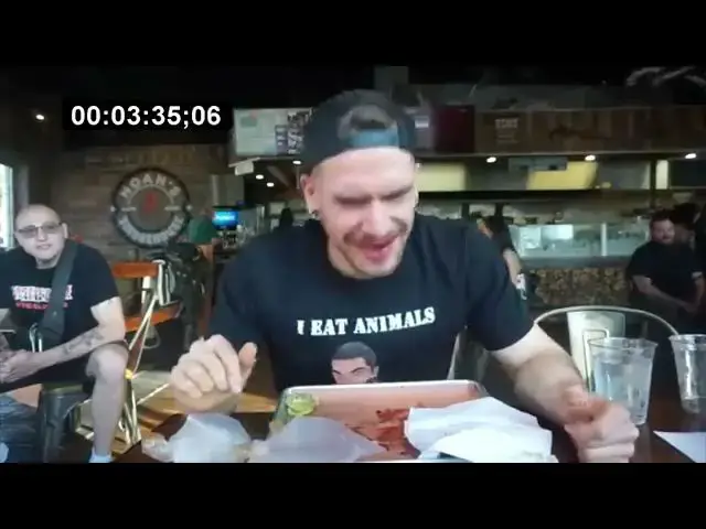 'Video thumbnail for WORLD'S HOTTEST CAROLINA REAPER WING CHALLENGE'