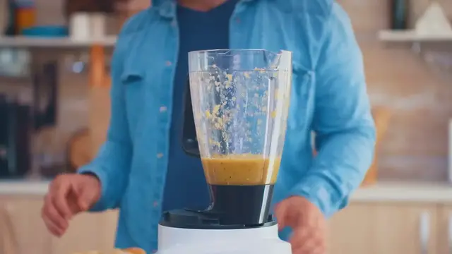 Video thumbnail for What Happens If You Eat a High-Energy Diet for 14 Days?