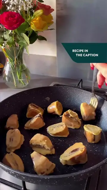 Video thumbnail for You NEED to try this French Toast Breakfast Bagel... | Myprotein #shorts
