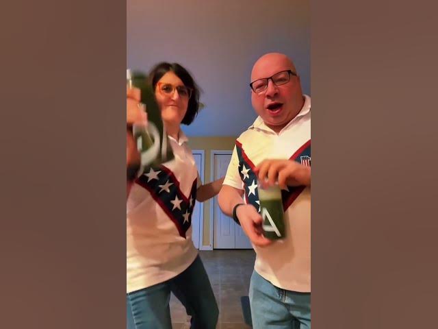 Video thumbnail for Respect Your Cat Day