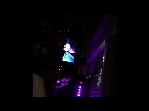 Video thumbnail for Alicia Keys - @MonsterProducts Retailer Awards #2013CES