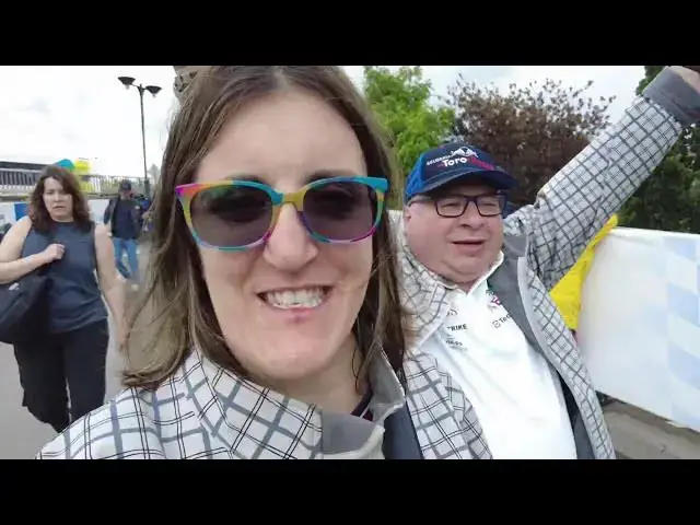 Video thumbnail for Formula One, Poutine & Castles 🇨🇦 | Montreal Adventure