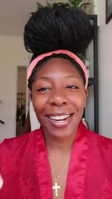 'Video thumbnail for Amie Naturally Kind Review (Glow and Bright Review) (720p 24fps)'