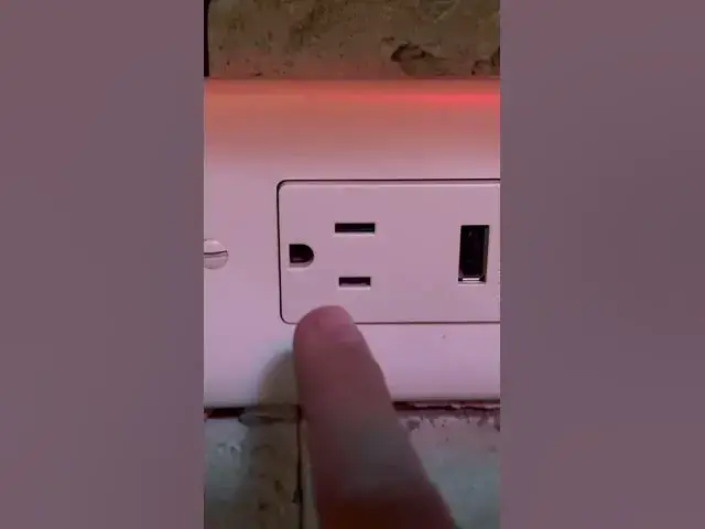 Video thumbnail for Never bring a charger to a restaurant again #shorts #genius #tech