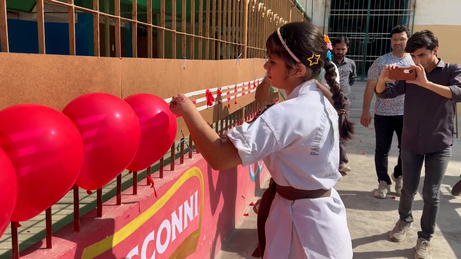 Video thumbnail for Most balloons burst while holding an egg in 30 seconds  76 by Fatima Naseem
