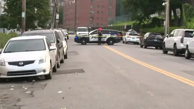 Video thumbnail for 35-year-old wounded in shooting on North Broadway in Yonkers