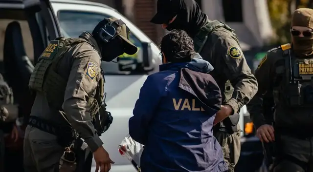 Video thumbnail for Trump’s immigration crackdown creates controversy ahead of 2026 midterms