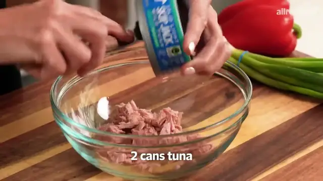 'Video thumbnail for 5 Easy No Cook Dinners for When It s Too Hot to Cook (Lobster Rolls  Chicken Pitas   More)(720P HD)'