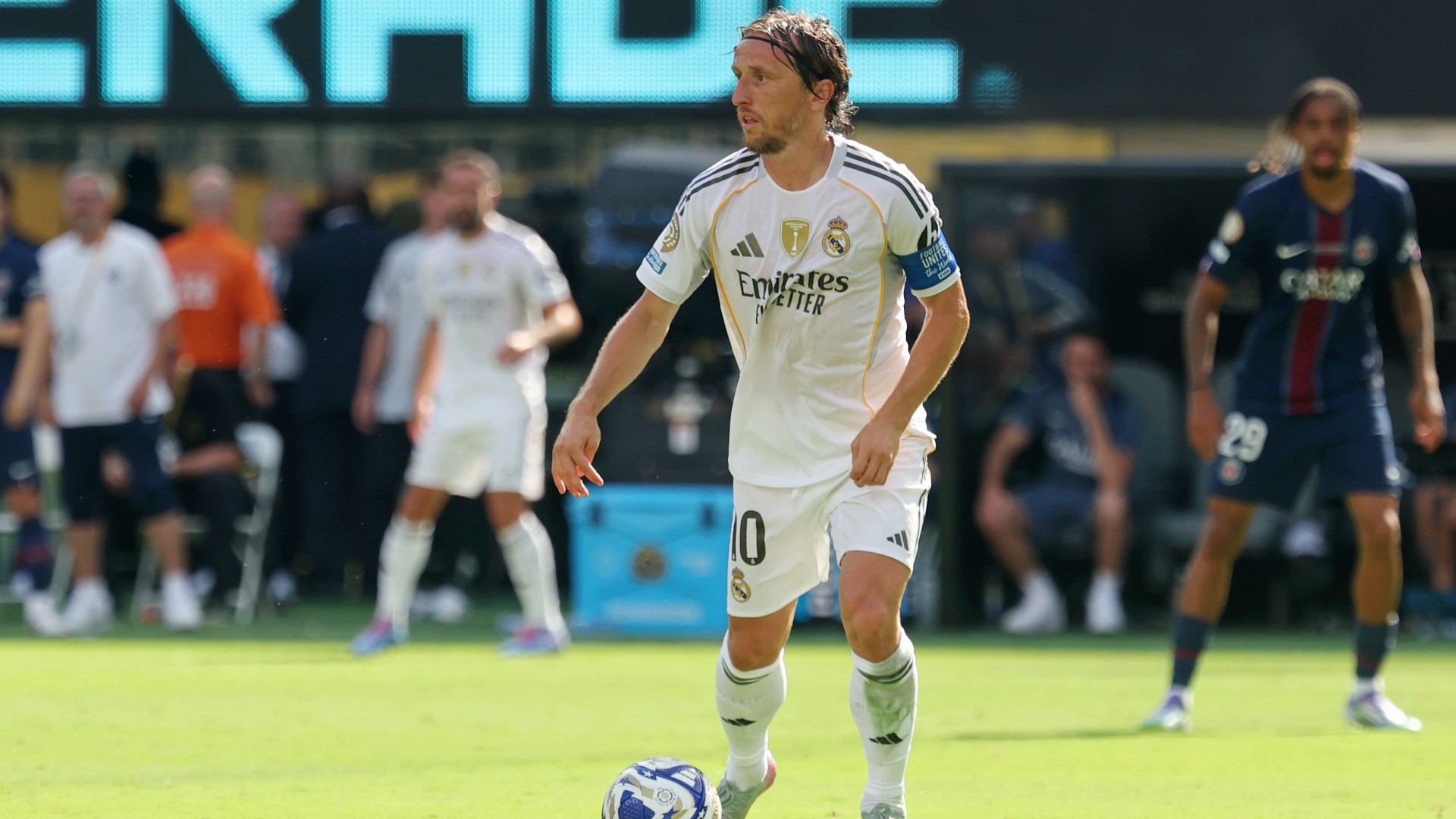 Video thumbnail for Luka Modric's Stellar Career: From Hardship to Football Glory