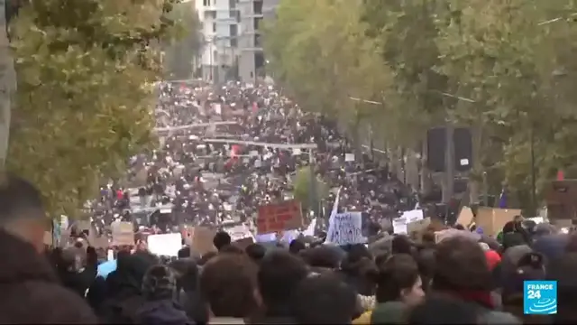Video thumbnail for More than 400.000 protest across France
