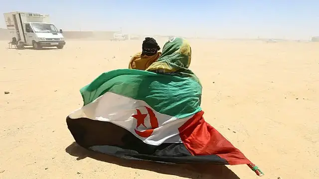 'Video thumbnail for Sahrawi refugees protest U.S. draft resolution ahead of key UN vote'