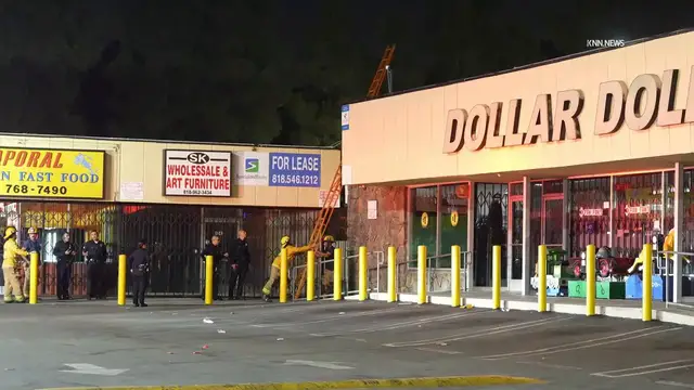 Video thumbnail for US, Los Angeles: Sun Valley Attempted Break-In at Pawn Shop Foiled.