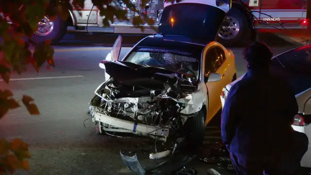 Video thumbnail for US, Los Angeles: Highland Park Pursuit Crash.