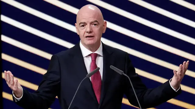 Video thumbnail for Gianni Infantino's problems mount after Wenger and key FIFA ally turn on him after stake sale plan