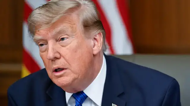 Video thumbnail for Donald Trump trying to 'change the narrative away from the Iran war' ahead of midterms
