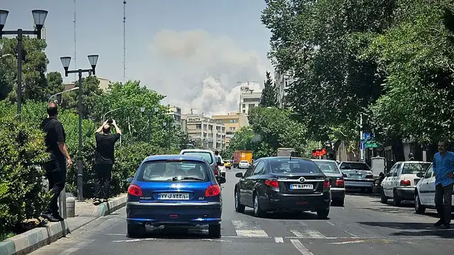 Video thumbnail for Iran: Europeans prepare sanctions as currency falls