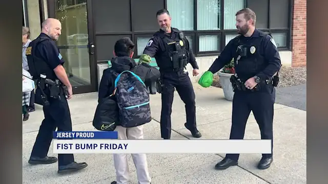Video thumbnail for Jersey Proud: Fist bump Friday brings smiles to Phillipsburg schools
