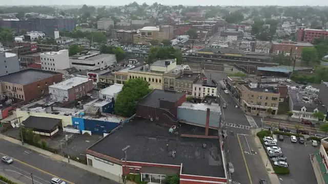 Video thumbnail for Radioactive material found in garbage truck disrupts trash collection in Port Chester